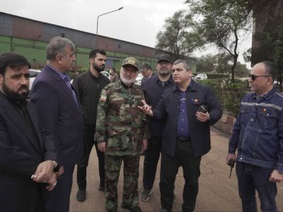 استاندار خوزستان در بازدید از شرکت فولاد خوزستان:
