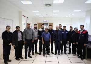 بازدید شبانه مدیرعامل شرکت نفت و گاز اروندان از تأسیسات غرب کارون؛ تأکید بر آمادگی کامل در شرایط حساس