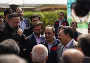 بازدید وزیر صنعت، معدن و تجارت از شرکت فولاد اکسین خوزستان